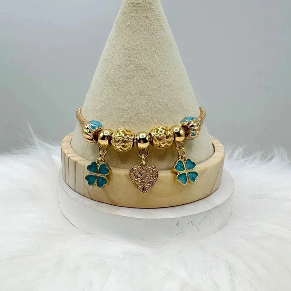 Heart & Clover Charm Bracelet Blue - Picture 3 of 4